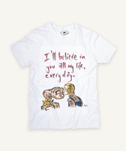 e t the extra terrestrial T-shirt on ivory background with natural shadow